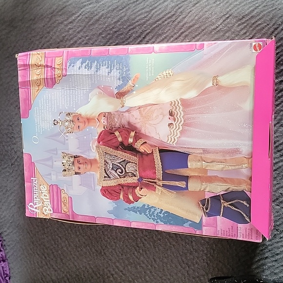 Vintage Rapunzel Barbie - Picture 7 of 8